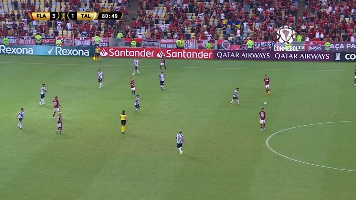 Autor de dois gols, Éverton Ribeiro elogia Paulo Sousa em vitória do Flamengo: 