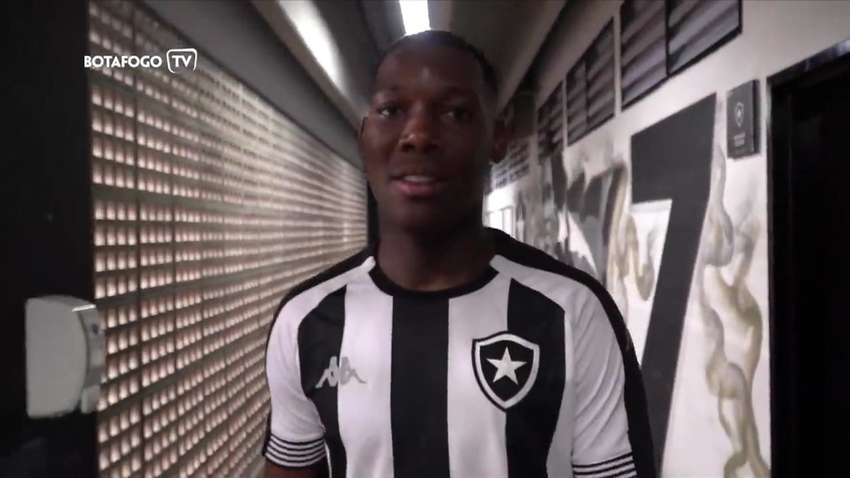 Botafogo anuncia contratação do técnico Luís Castro - Globo.com