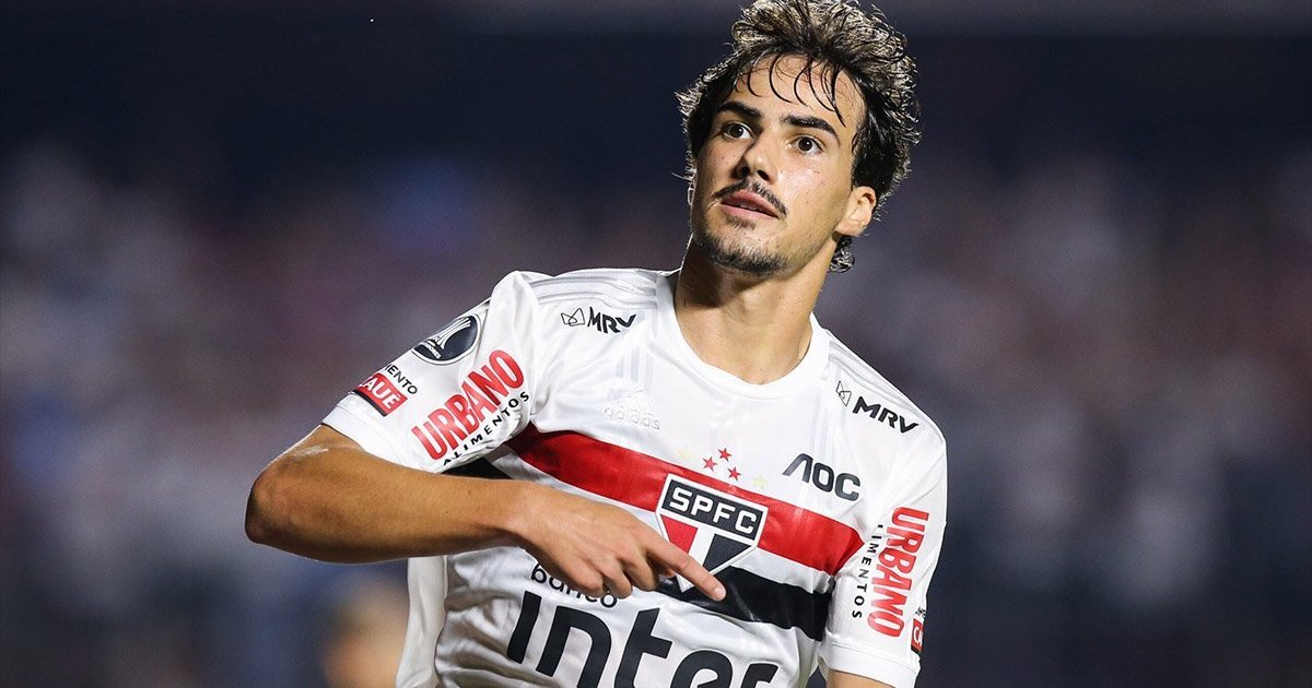 Botafogo oferece R$ 20 milhões e negociar dívida por Henrique Almeida para ter Igor Gomes; São Paulo deve - FogãoNET