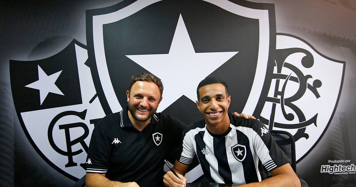 Botafogo planeja mais três reforços na atual janela até o início do Brasileiro - FogãoNET