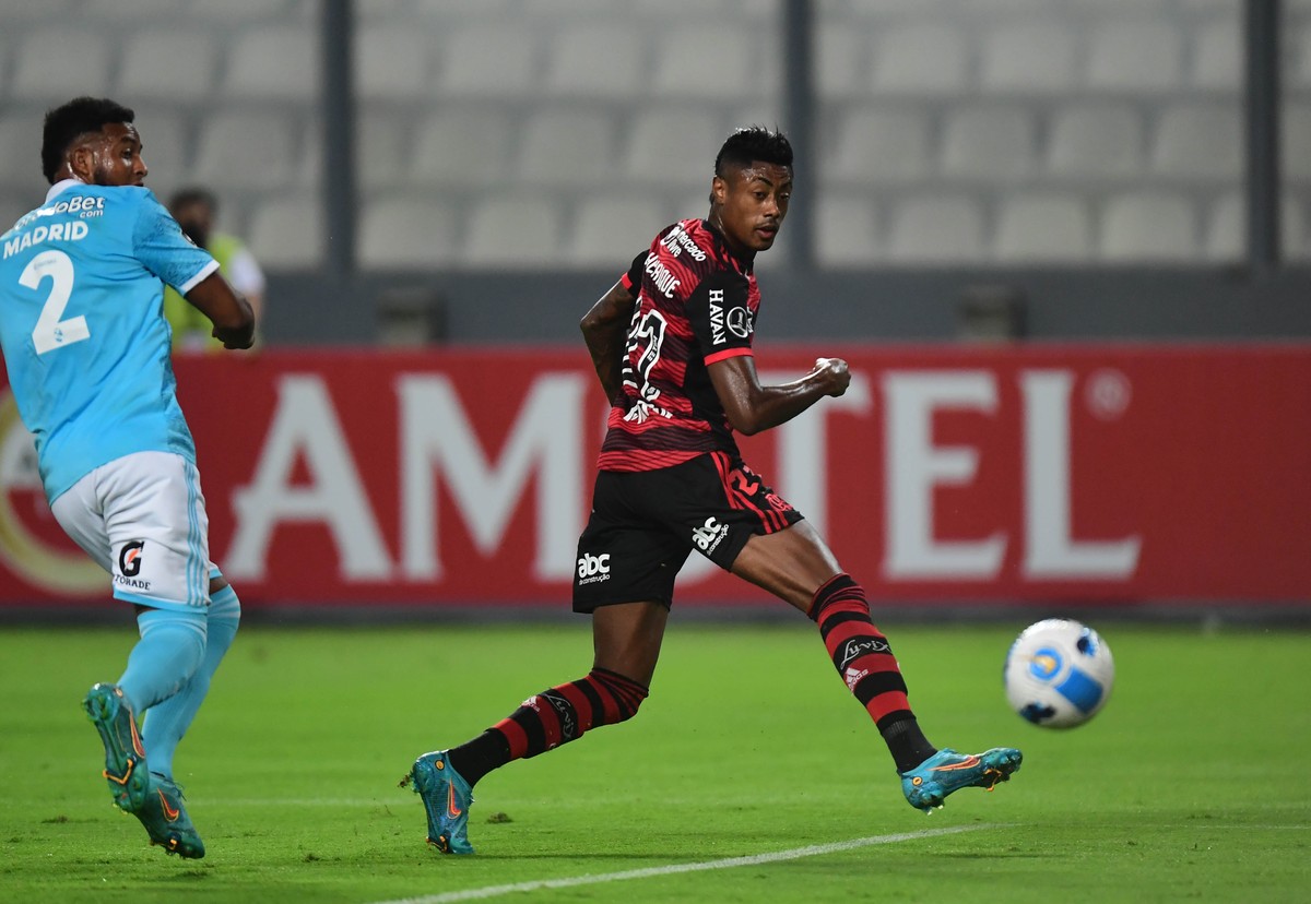 Bruno Henrique empata com Zico na vice-artilharia do Flamengo na Libertadores; Gabigol é líder - Globo.com