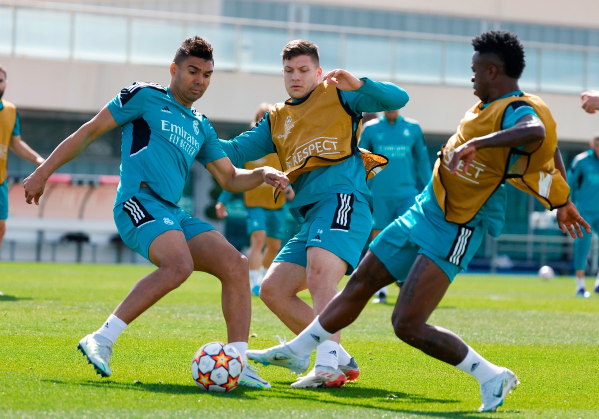 Casemiro garante confiança do Real na Champions e defende Bale: 
