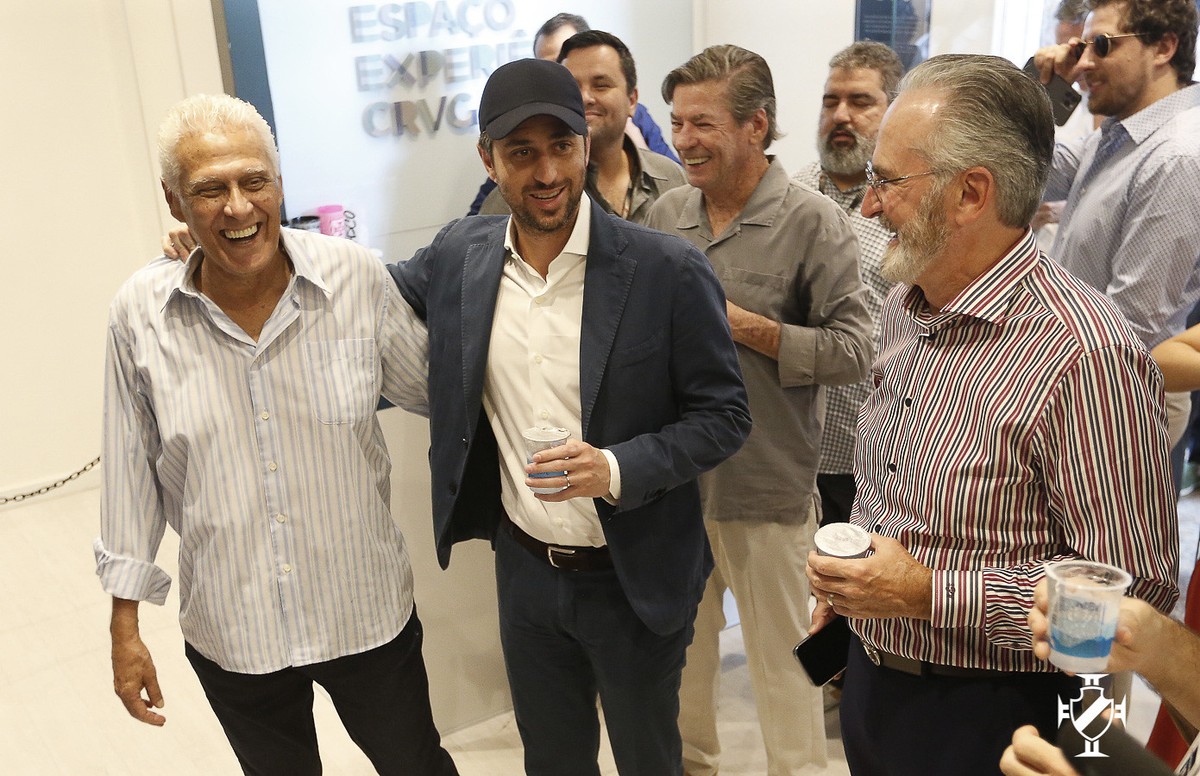 Caso não conclua SAF até a Série B, Vasco tem plano para garantir aporte ainda em 2022; entenda - Globo.com