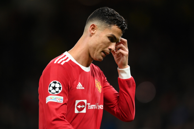 Cristiano Ronaldo se pronuncia após derrubar celular de torcedor e manda recado - Torcedores.com