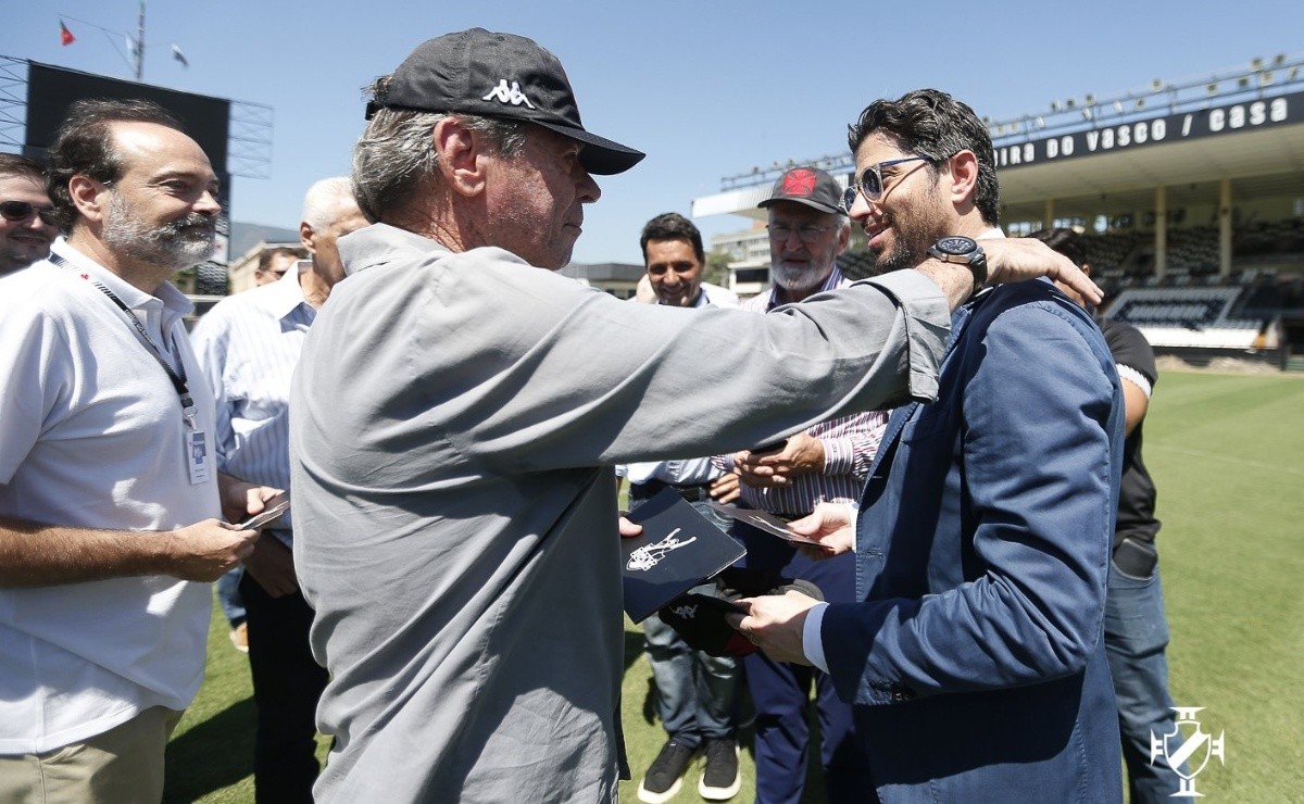 “Está voltando ao Brasil”; sonho da torcida do Vasco rescinde no Oriente e Jorge Salgado é avisado - Bolavip Brasil