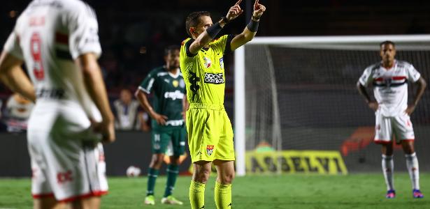 FPF divulga áudio do VAR em pênalti para o São Paulo sobre Palmeiras; ouça - UOL Esporte
