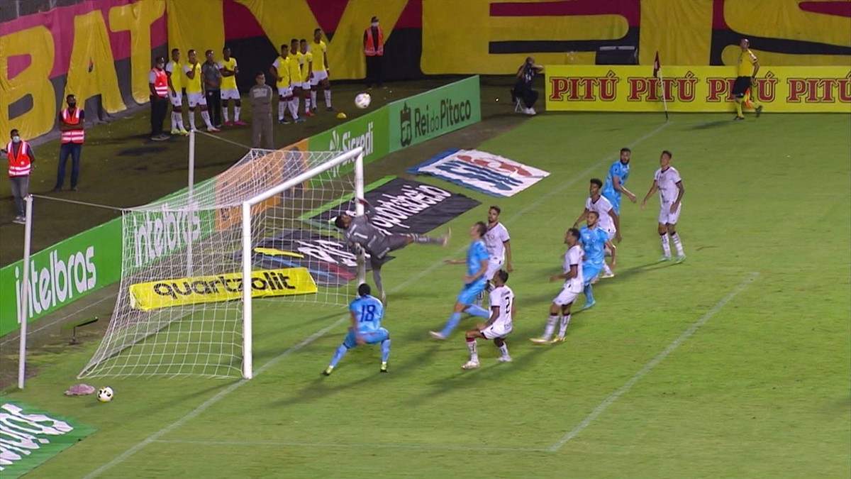 Geninho diz que Vitória precisa qualificar elenco, mas avalia: “Satisfeito com empenho” - Globo.com