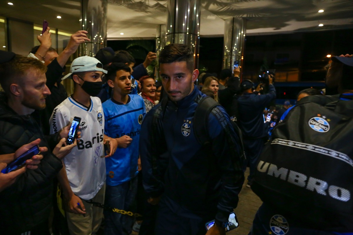 Grêmio é recebido com festa em Erechim para final do Gauchão: 