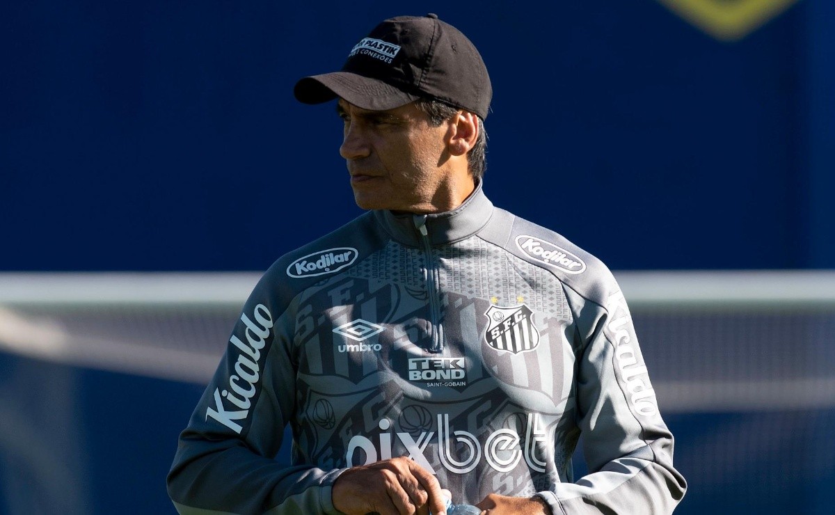 Rueda comunica e Bustos ganha dois reforços de última hora para o confronto contra o Fluminense - Bolavip Brasil