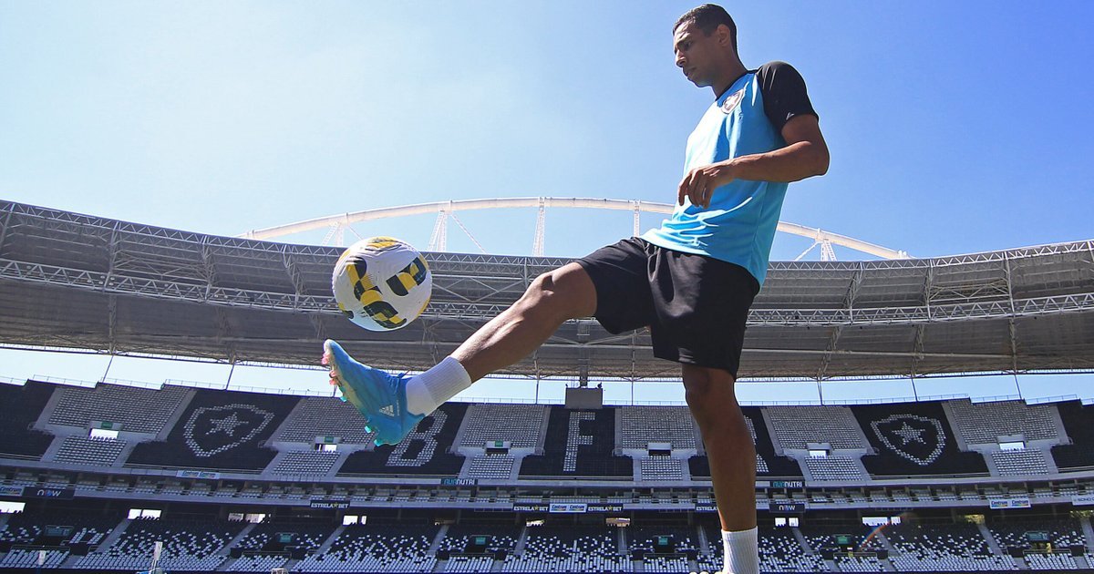 Victor Sá destaca treinos de Luís Castro antes de estreia do Botafogo no Brasileirão: ‘Ideias modernas’ - FogãoNET